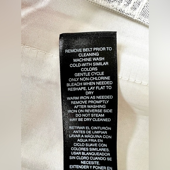 WHBM Silver, Metallic, Jacquard, Belted, Fit-and-Flare Cocktail Dress - Size 00 - Picture 13 of 16